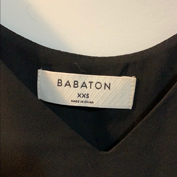 ❌ SOLD ❌ 4 Babaton Blouses - Picture 2 of 8